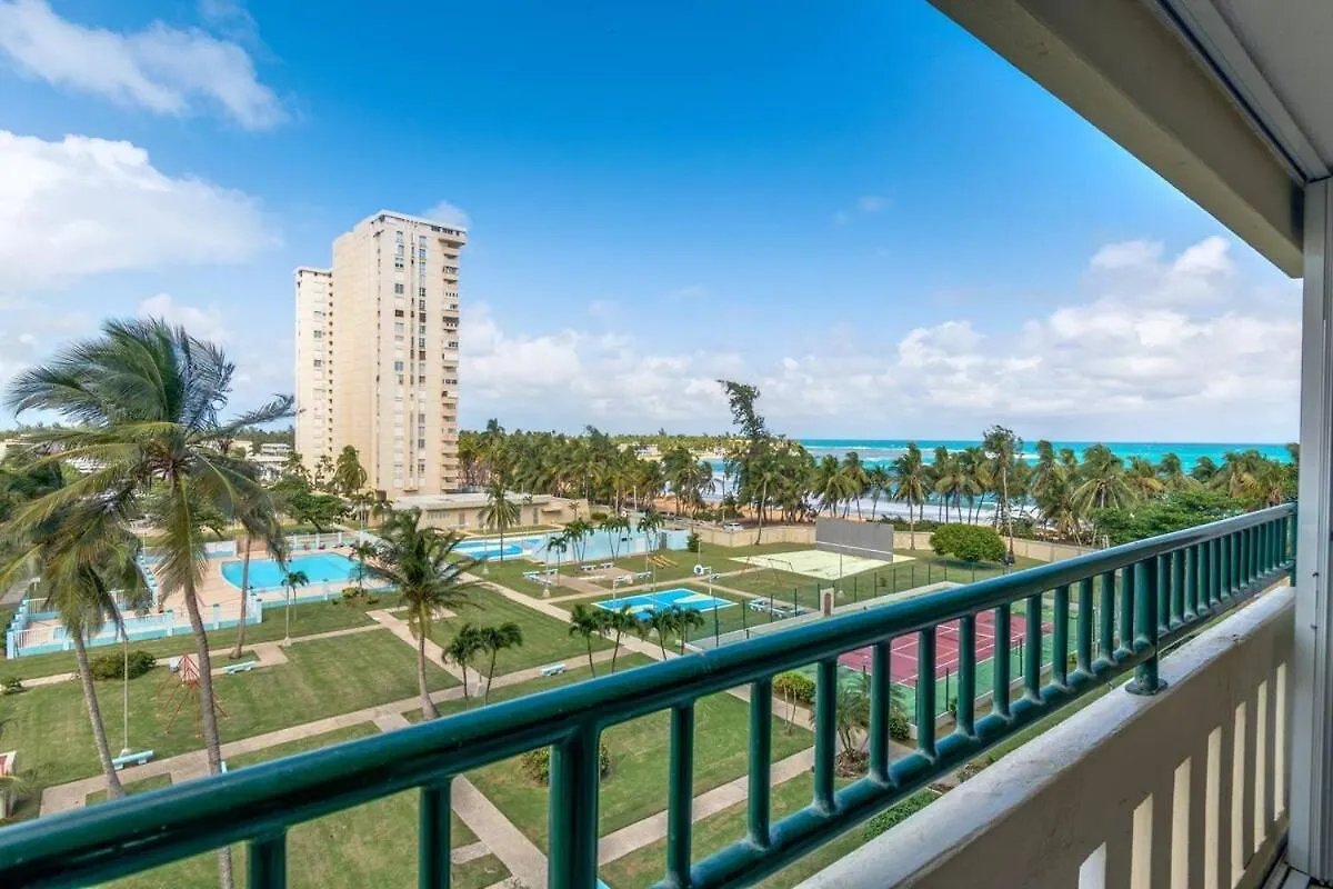 Spacious Beachfront Condo 2Br With Stunning Views Luquillo 0*,