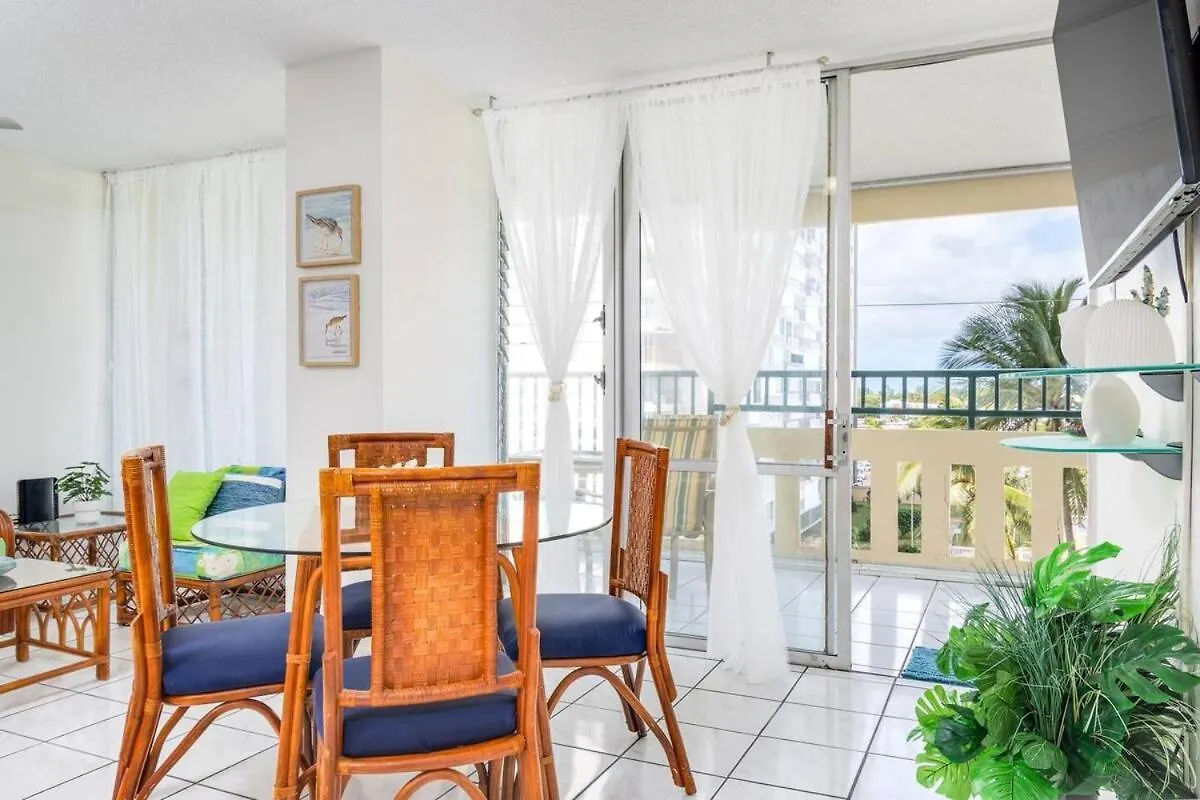 Spacious Beachfront Condo 2Br With Stunning Views Luquillo Apartment
