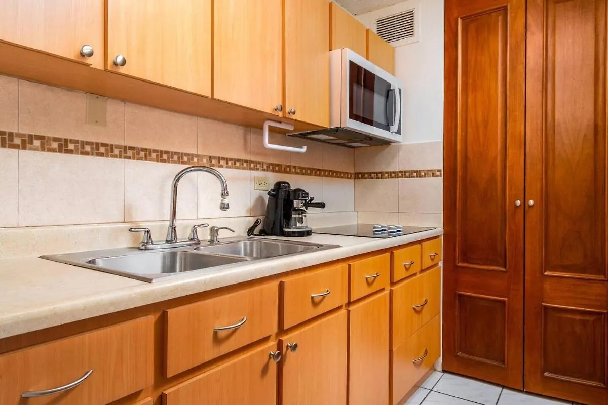 Spacious Beachfront Condo 2Br With Stunning Views Luquillo Apartment